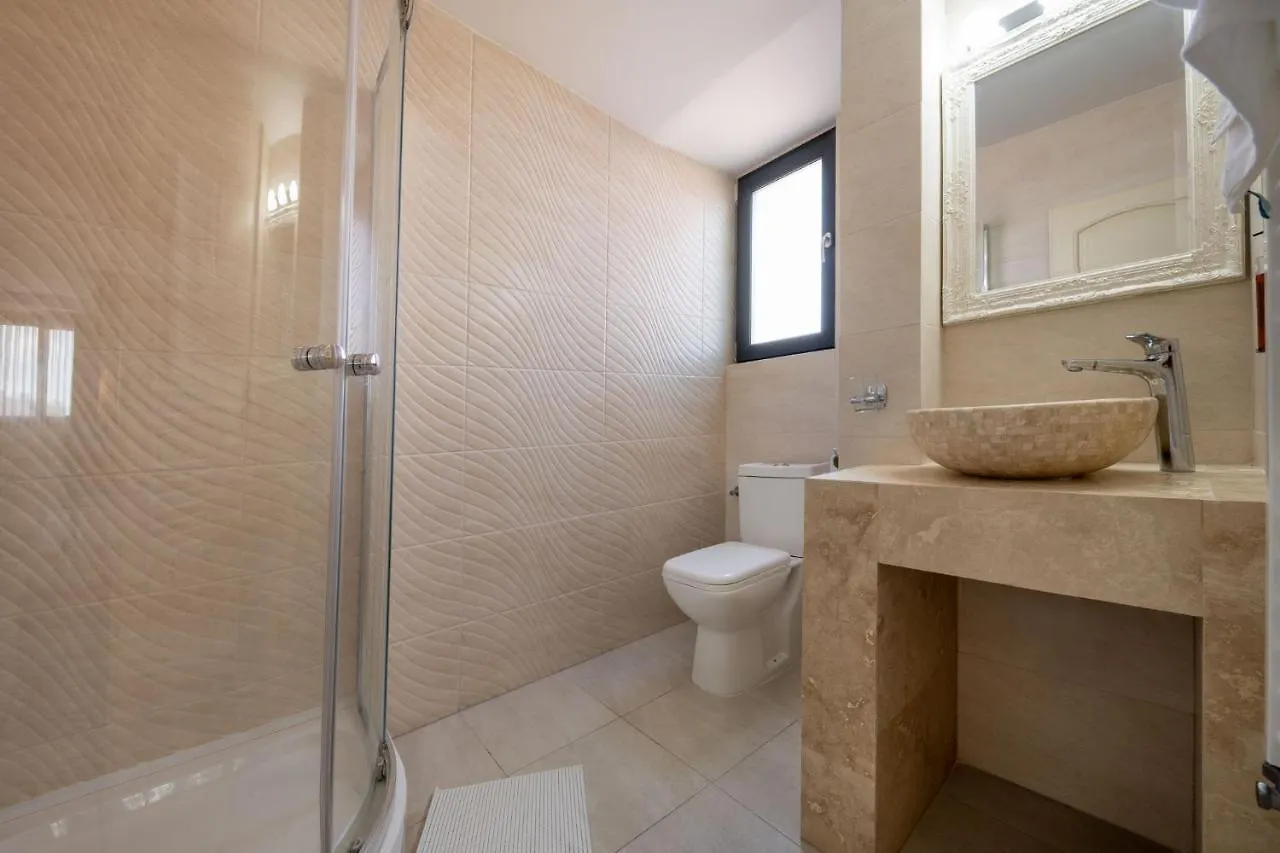 Hotel Casa Fiori Bucharest 3*,